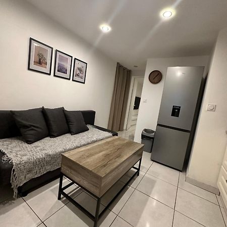 Jolie Appartement Nice Proche Mer Et Aeroport Une Chambre Plus Salon Avec Cuisine Eksteriør billede