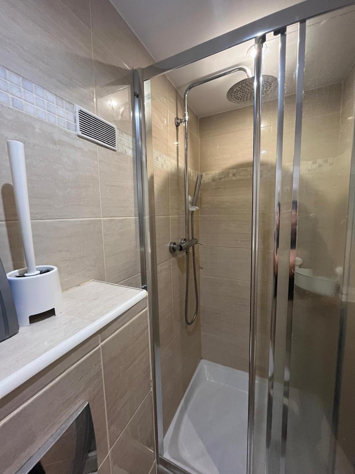 Jolie Appartement Nice Proche Mer Et Aeroport Une Chambre Plus Salon Avec Cuisine Eksteriør billede